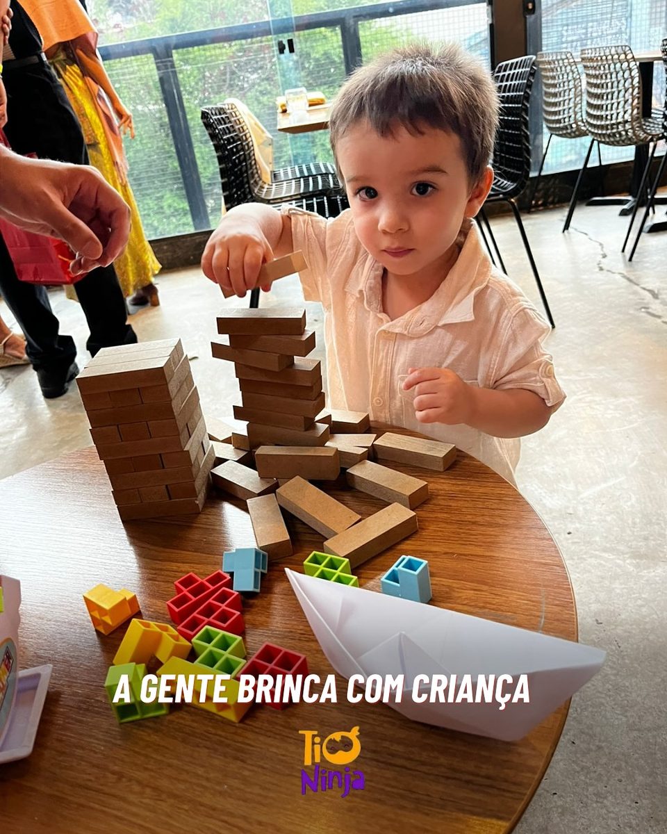 Jogos e brincadeiras em grupo